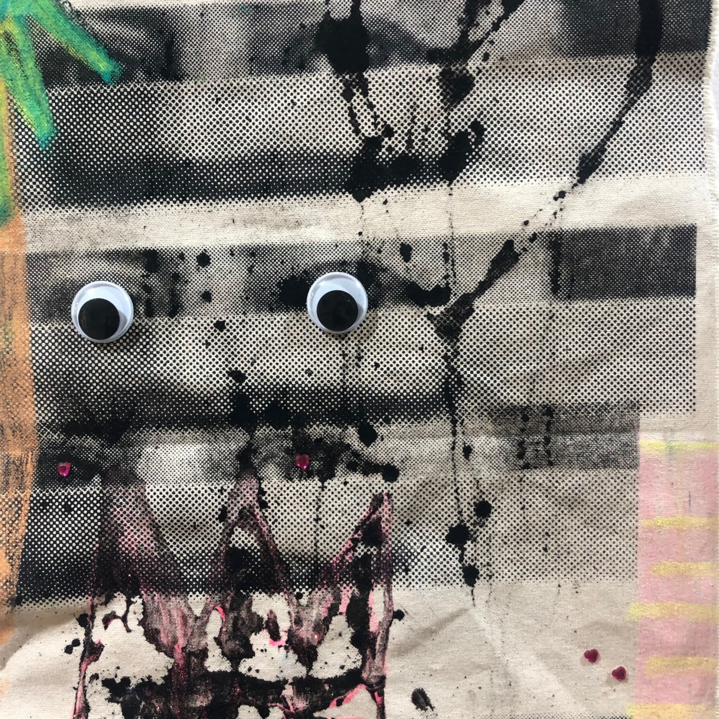Abstract image with googley eyes