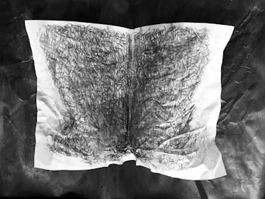 Drawing of the lap, using graphite stick